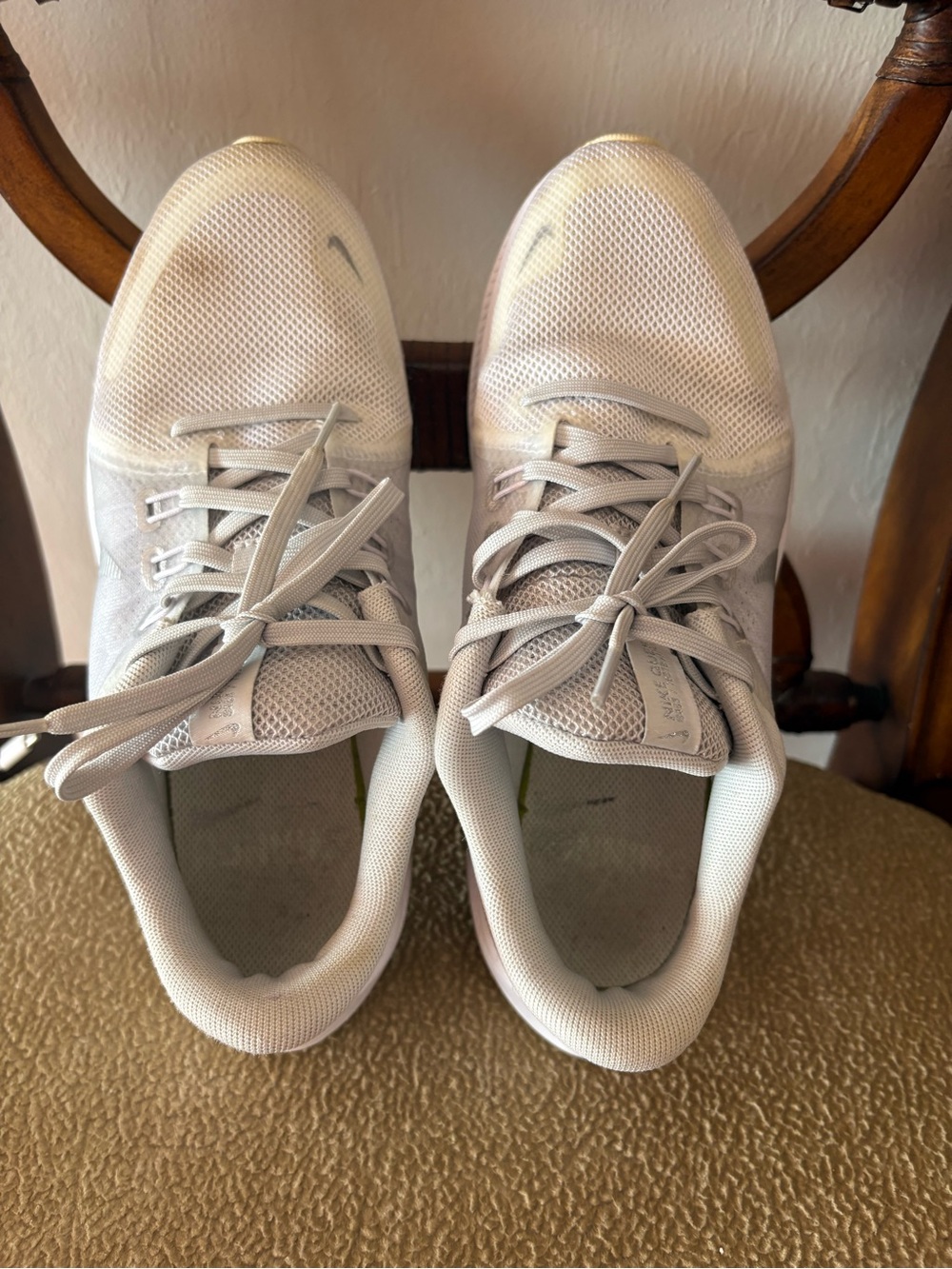 192. Nike women’s Athletic Sneakers - Light Gray and White
